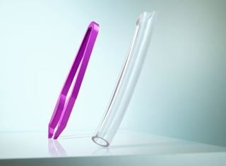 Picture of High-quality cosmetic tweezers made of aluminium with slanted tips